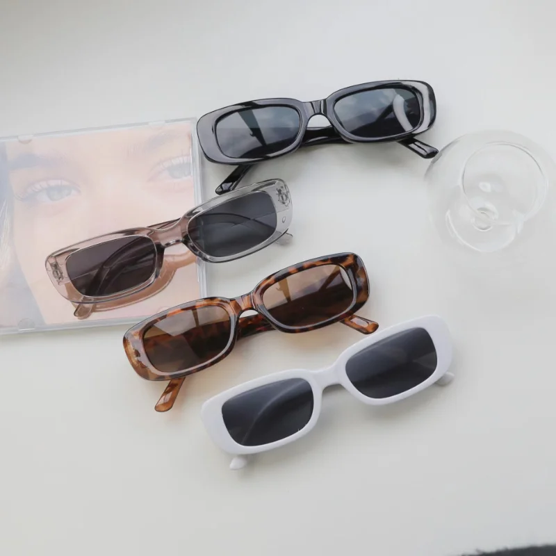 نظارات شمسية مربعة صغيرة بتصمي - مراجعة Luxury Lifestyle Products وسعره
