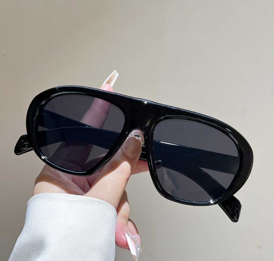 نظارات شمسية جديدة كبيرة الحجم - مراجعة Luxury Lifestyle Products وسعره